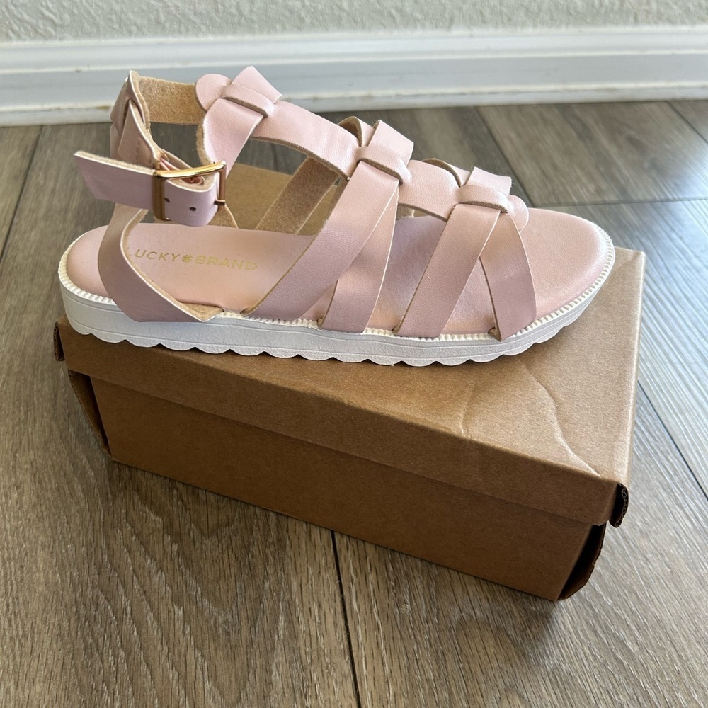 NEW Lucky Brand Gilly Sandal